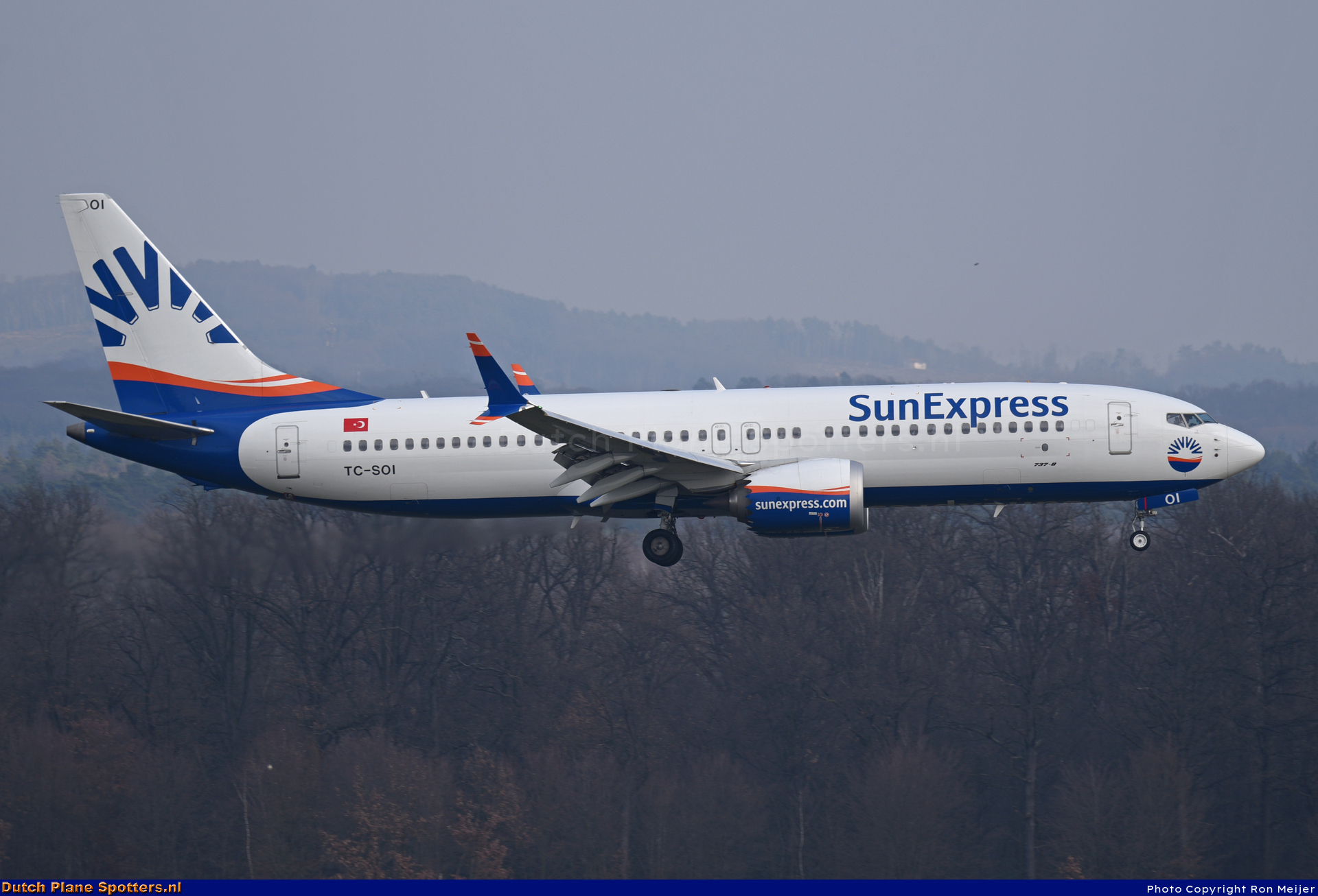 TC-SOI Boeing 737 MAX 8 SunExpress by Ron Meijer