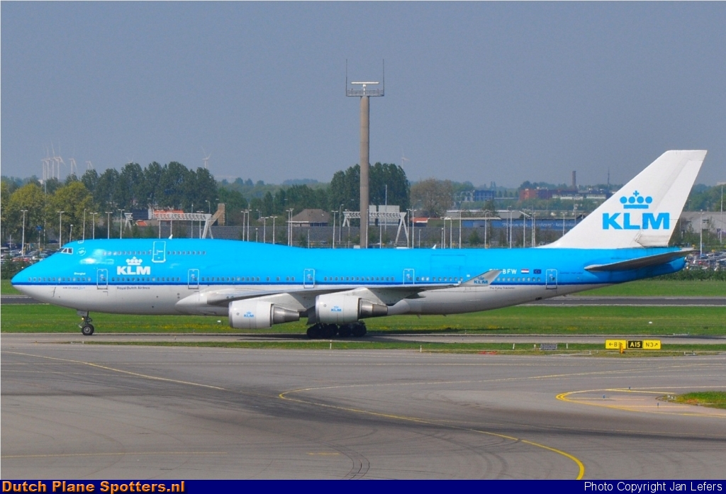 PH-BFW Boeing 747-400 KLM Royal Dutch Airlines by Jan Lefers