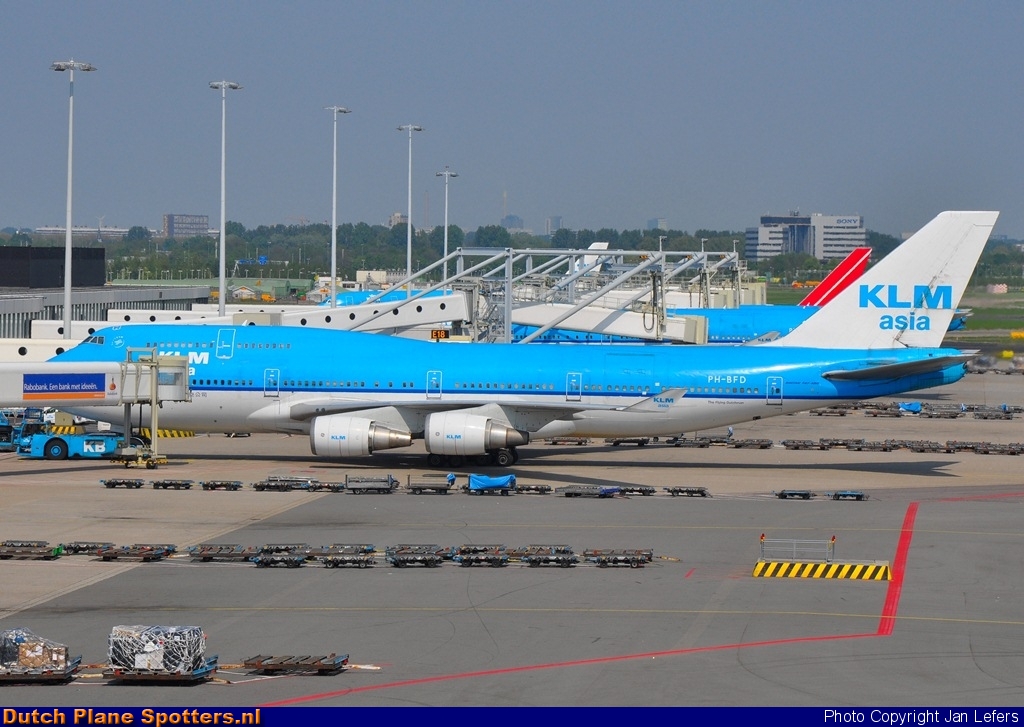 PH-BFD Boeing 747-400 KLM Asia by Jan Lefers