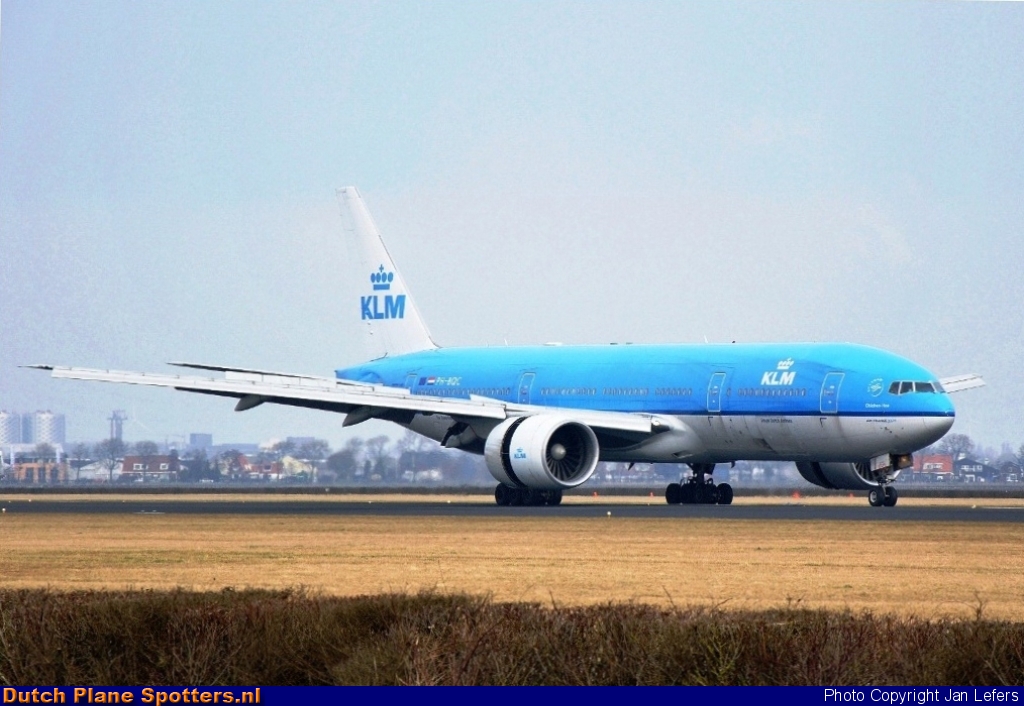 PH-BQC Boeing 777-200 KLM Royal Dutch Airlines by Jan Lefers