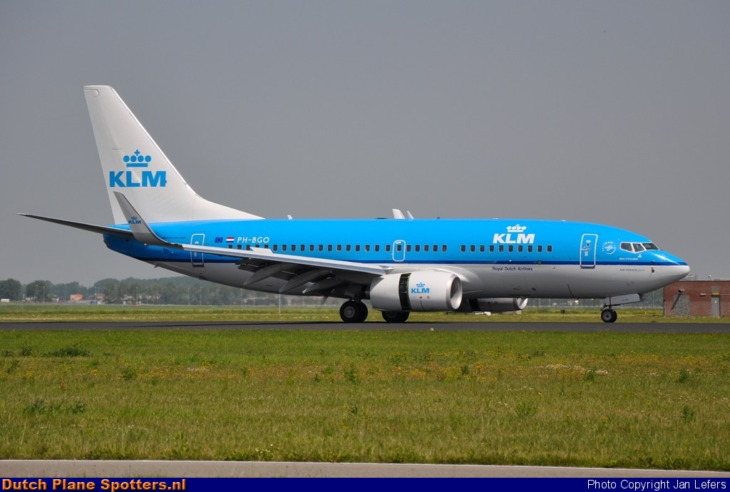 PH-BGO Boeing 737-700 KLM Royal Dutch Airlines by Jan Lefers