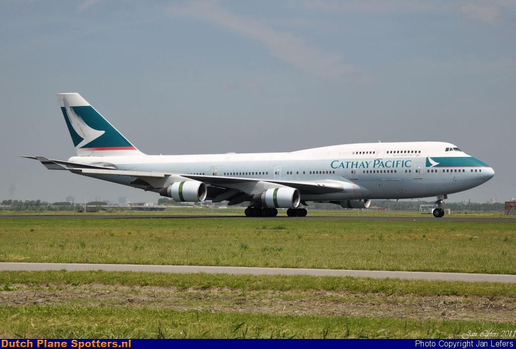 B-HKF Boeing 747-400 Cathay Pacific by Jan Lefers