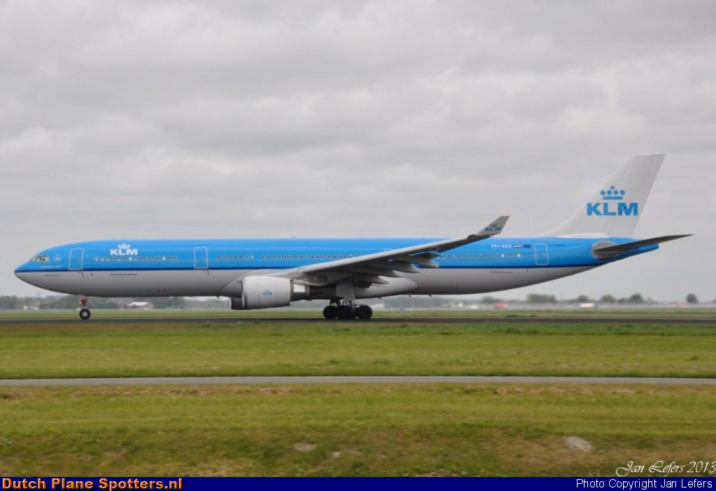 PH-AKE Airbus A330-300 KLM Royal Dutch Airlines by Jan Lefers