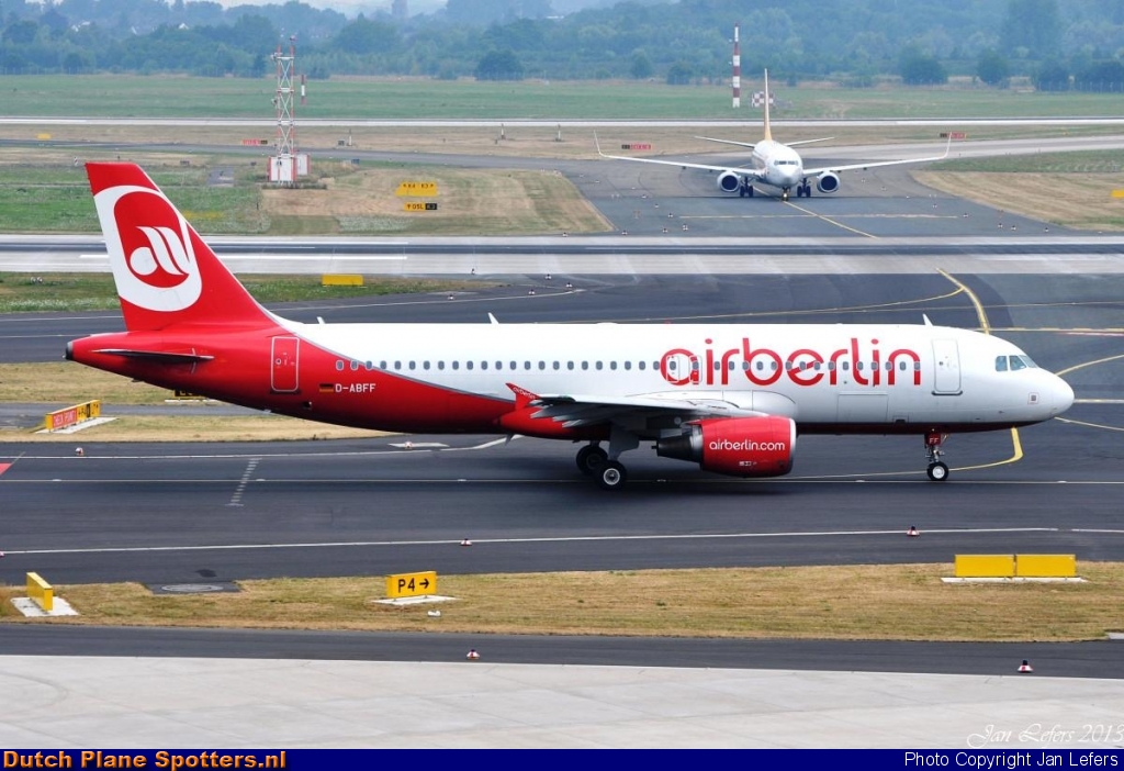 D-ABFF Airbus A320 Air Berlin by Jan Lefers