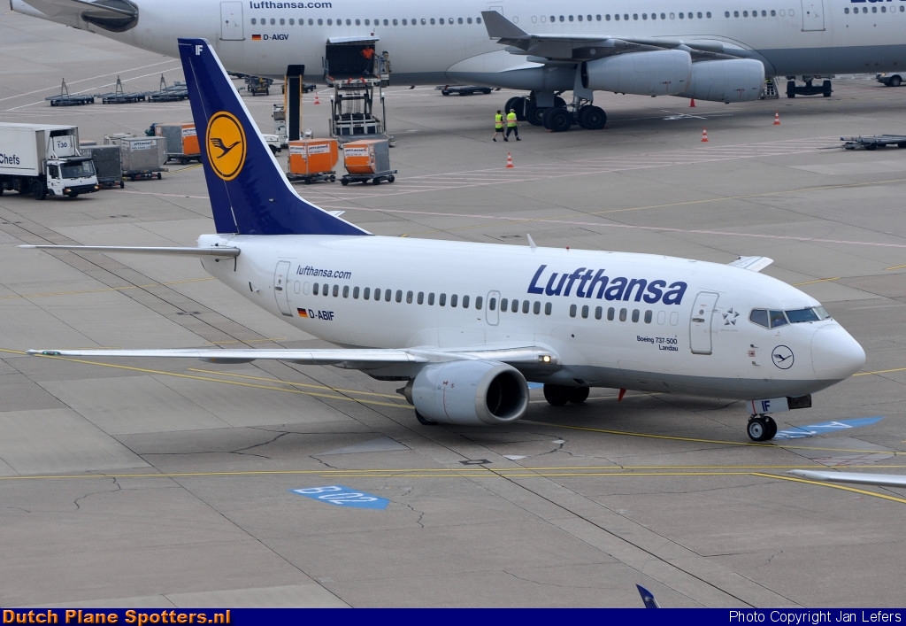 D-ABIF Boeing 737-500 Lufthansa by Jan Lefers