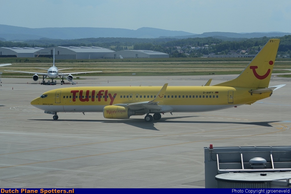 D-AHFY Boeing 737-800 TUIFly by jgroeneveld