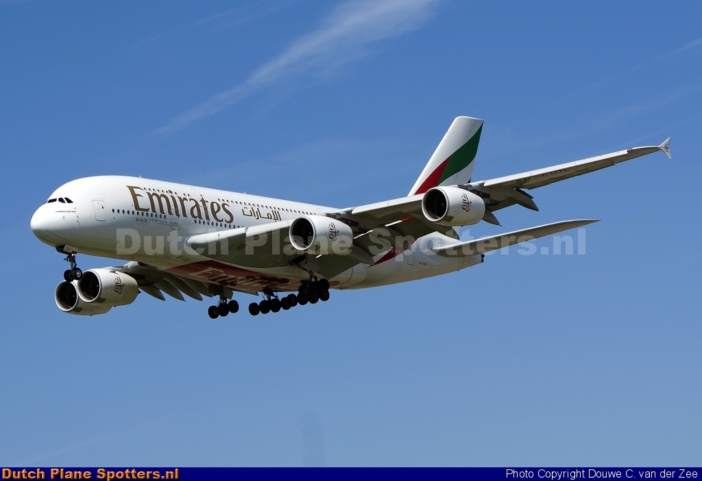 A6-EDH Airbus A380-800 Emirates by Douwe C. van der Zee