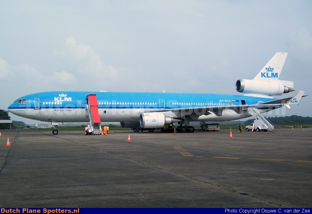 PH-KCC McDonnell Douglas MD-11 KLM Royal Dutch Airlines by Douwe C. van der Zee