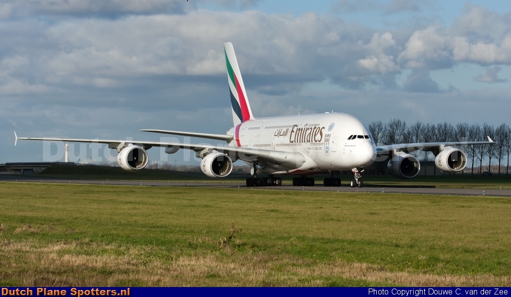 A6-EEA Airbus A380-800 Emirates by Douwe C. van der Zee