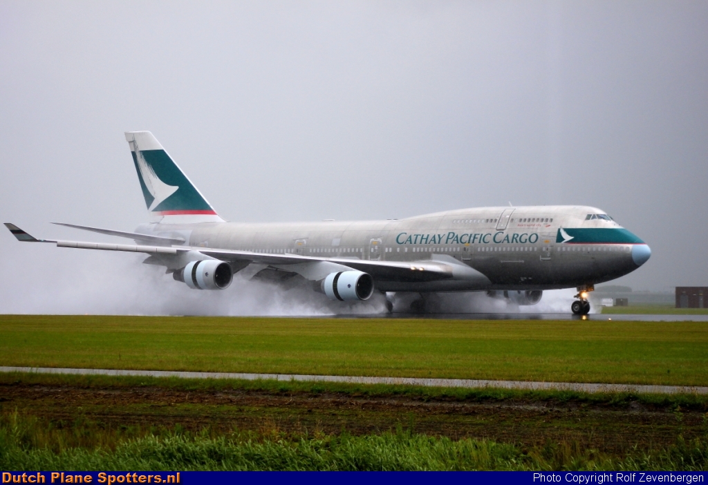 B-HKJ Boeing 747-400 Cathay Pacific Cargo by Rolf Zevenbergen