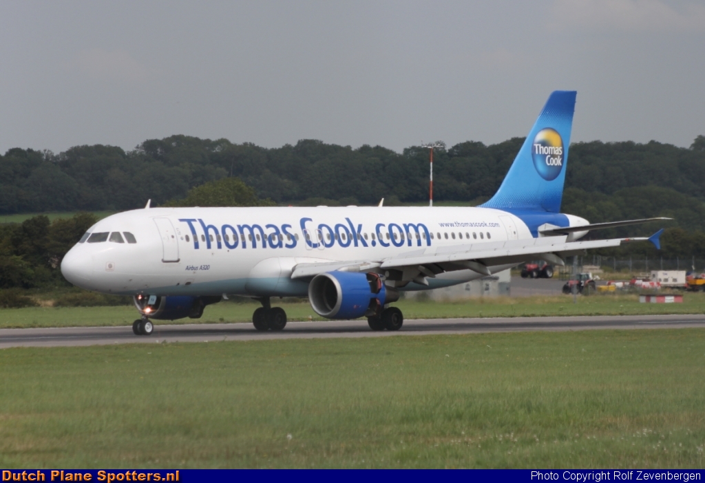 G-OMYA Airbus A320 Thomas Cook by Rolf Zevenbergen