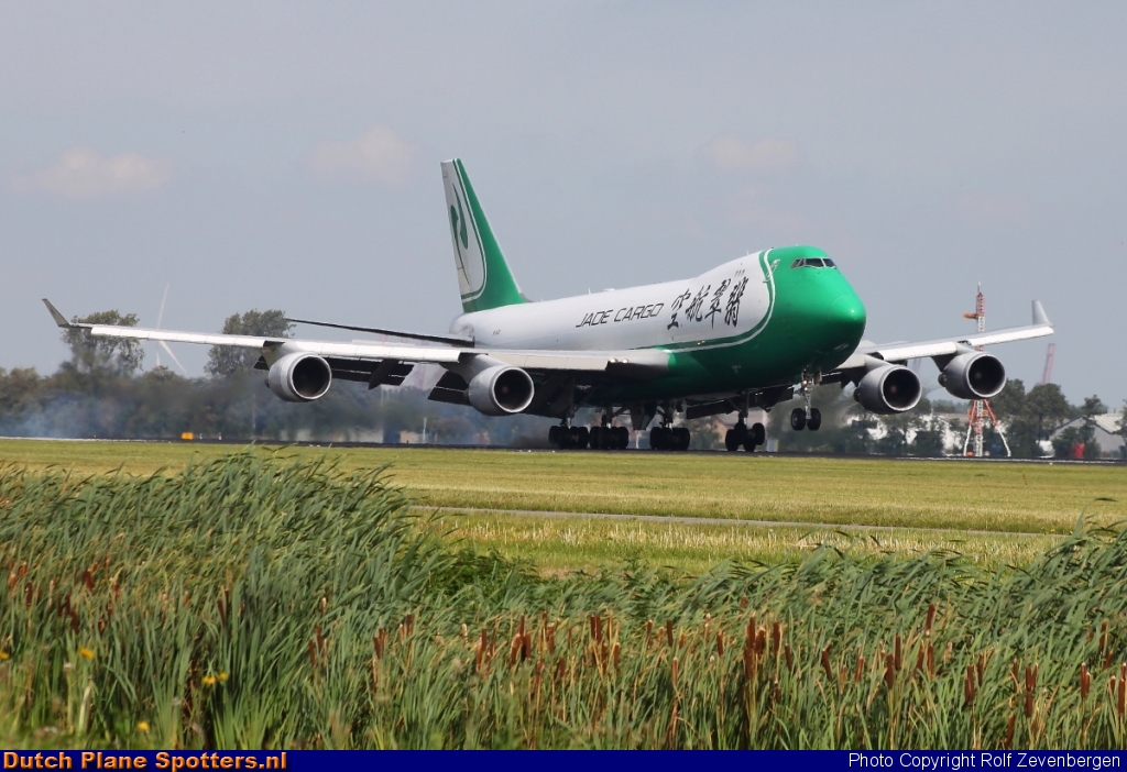 B-2422 Boeing 747-400 Jade Cargo by Rolf Zevenbergen