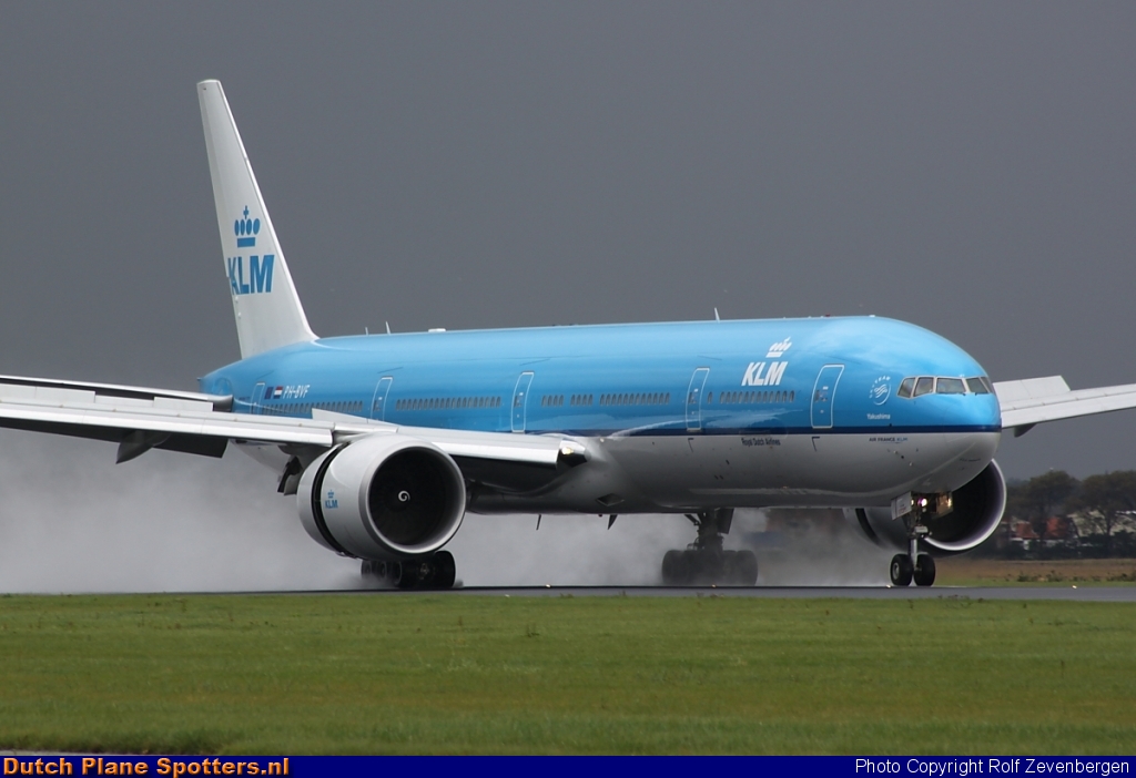 PH-BVF Boeing 777-300 KLM Royal Dutch Airlines by Rolf Zevenbergen