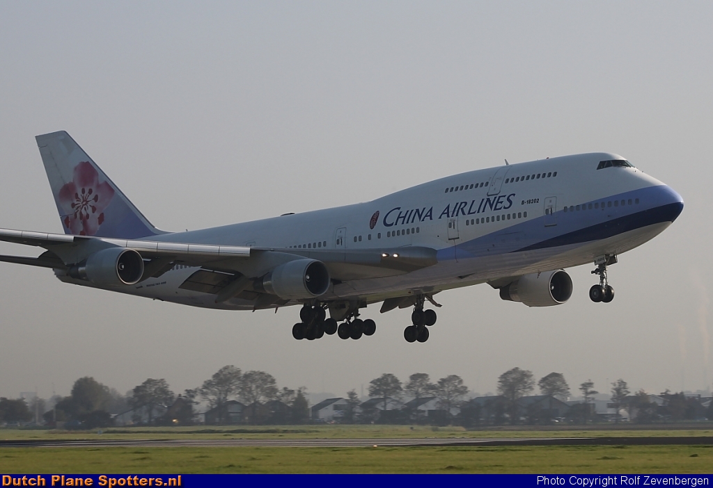B-18202 Boeing 747-400 China Airlines by Rolf Zevenbergen