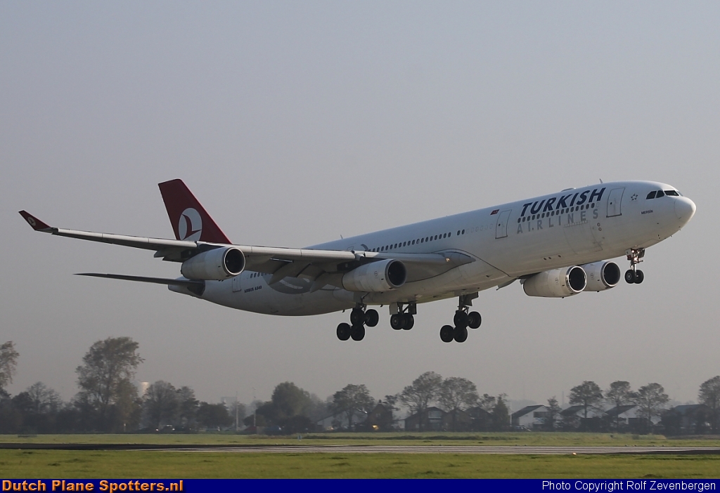 TC-JII Airbus A340-300 Turkish Airlines by Rolf Zevenbergen