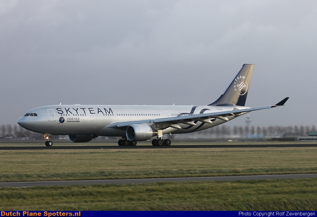 B-6528 Airbus A330-200 China Southern by Rolf Zevenbergen