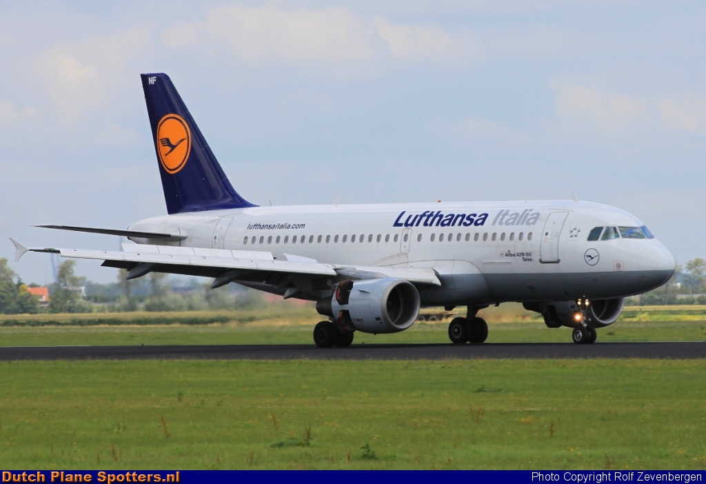 D-AKNF Airbus A319 Lufthansa Italia by Rolf Zevenbergen
