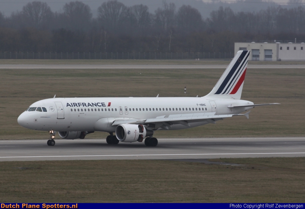 F-HBNC Airbus A320 Air France by Rolf Zevenbergen