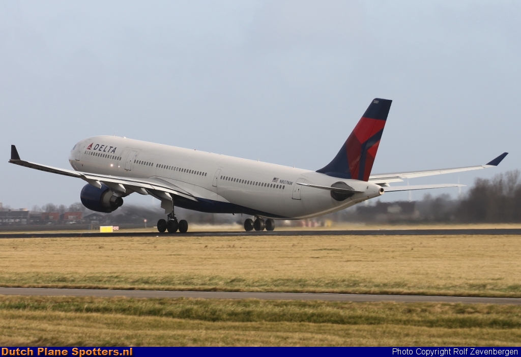 N807NW Airbus A330-300 Delta Airlines by Rolf Zevenbergen