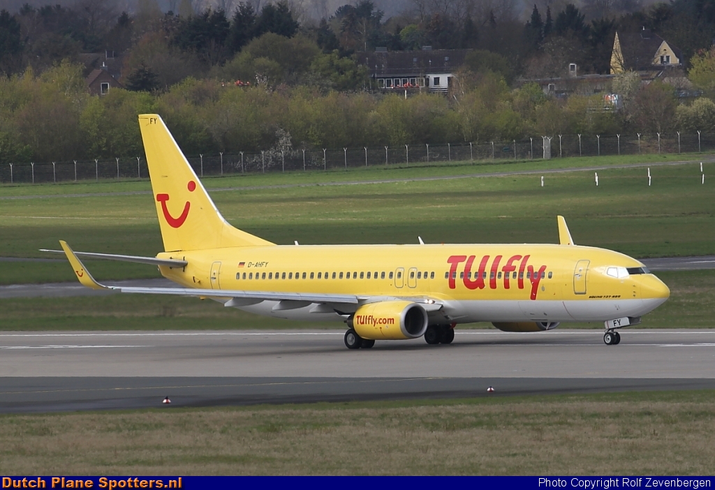 D-AHFY Boeing 737-800 TUIFly by Rolf Zevenbergen
