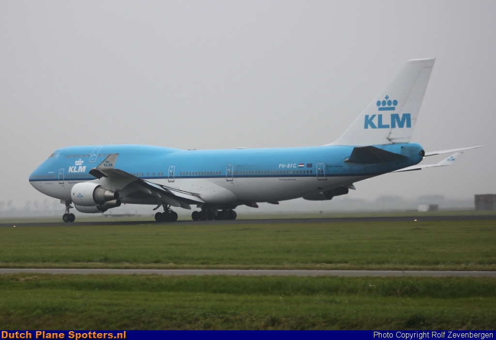 PH-BFG Boeing 747-400 KLM Royal Dutch Airlines by Rolf Zevenbergen
