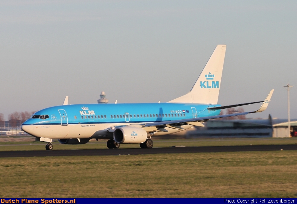 PH-BGQ Boeing 737-700 KLM Royal Dutch Airlines by Rolf Zevenbergen