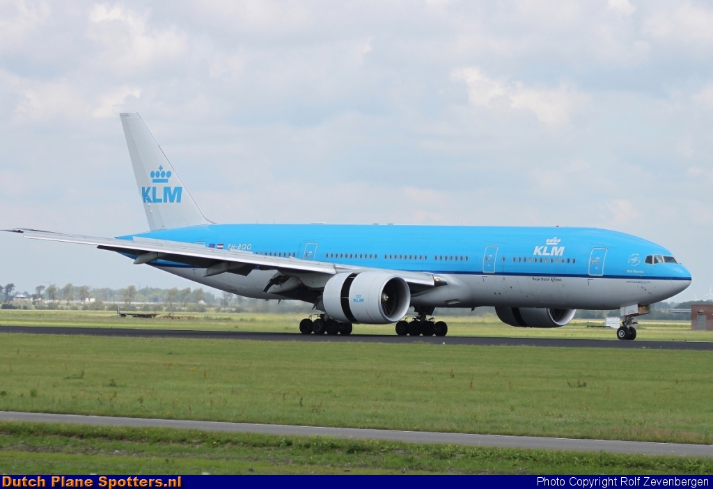 PH-BQO Boeing 777-200 KLM Royal Dutch Airlines by Rolf Zevenbergen