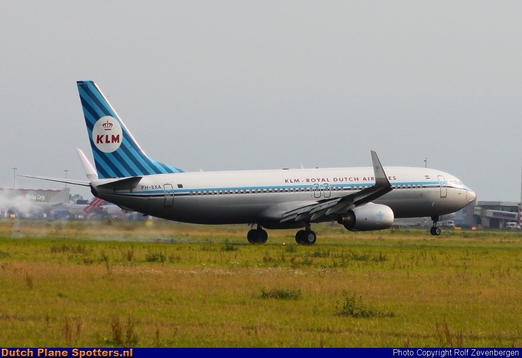 PH-BXA Boeing 737-800 KLM Royal Dutch Airlines by Rolf Zevenbergen
