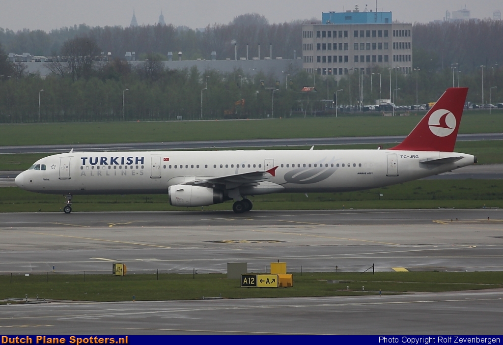 TC-JRG Airbus A321 Turkish Airlines by Rolf Zevenbergen