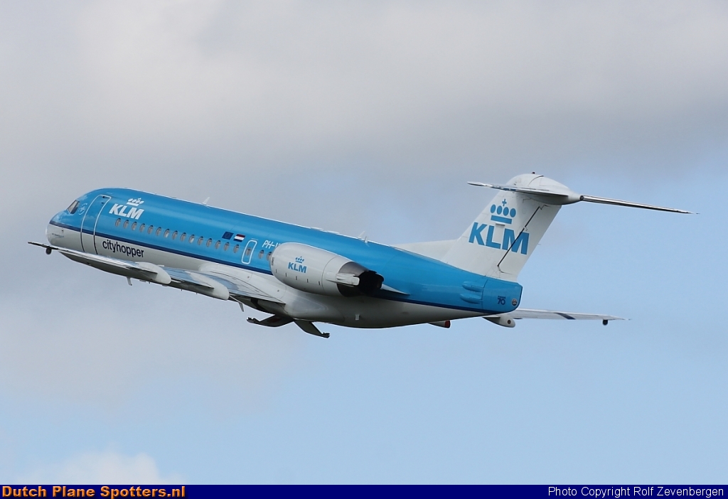 PH-WXC Fokker 70 KLM Cityhopper by Rolf Zevenbergen