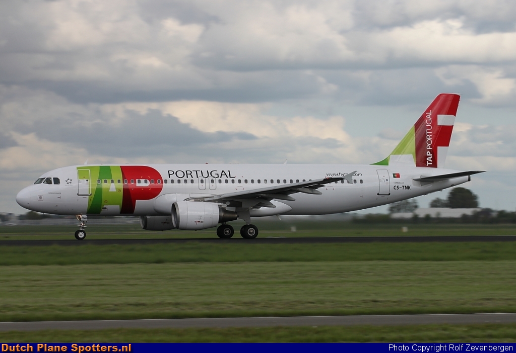 CS-TNK Airbus A320 TAP Air Portugal by Rolf Zevenbergen