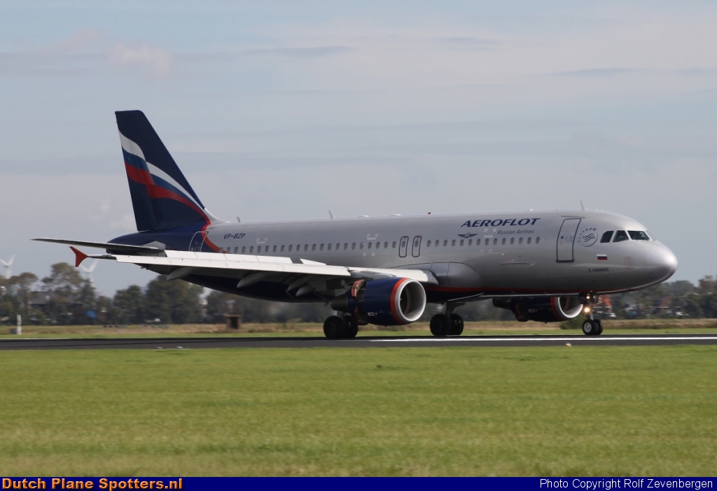 VP-BZP Airbus A320 Aeroflot - Russian Airlines by Rolf Zevenbergen