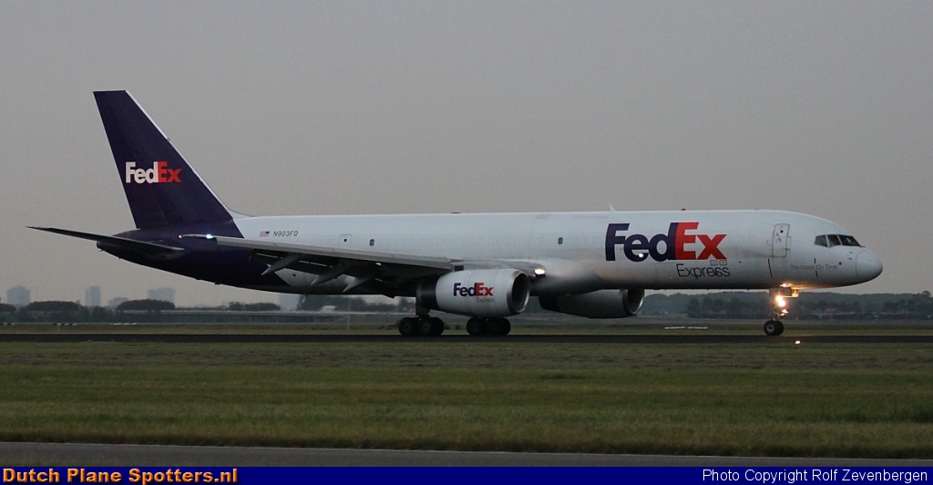 N903FD Boeing 757-200 FedEx by Rolf Zevenbergen