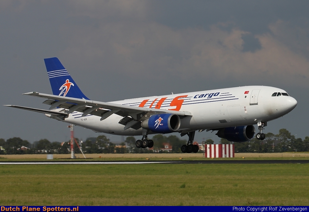 TC-AGK Airbus A300 ULS Air Cargo by Rolf Zevenbergen