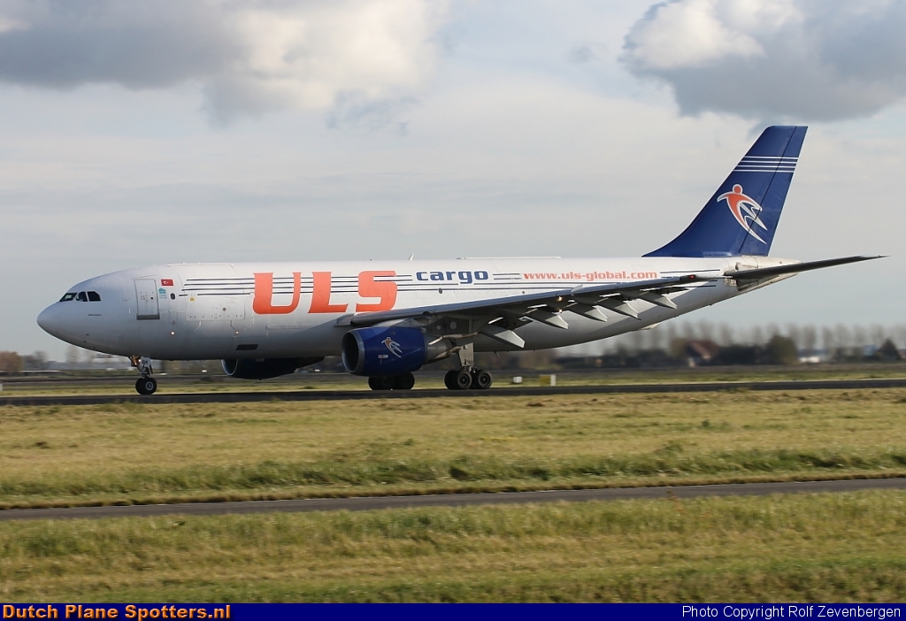 TC-ABK Airbus A300 ULS Air Cargo by Rolf Zevenbergen