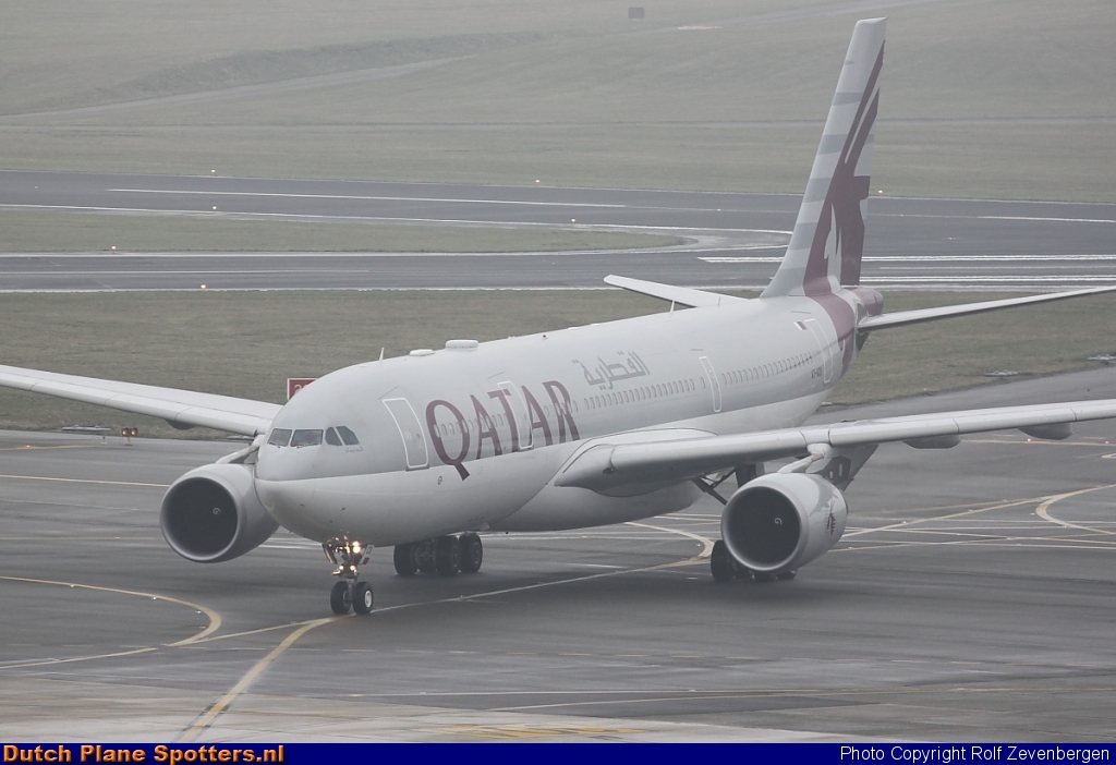 A7-ACK Airbus A330-200 Qatar Airways by Rolf Zevenbergen