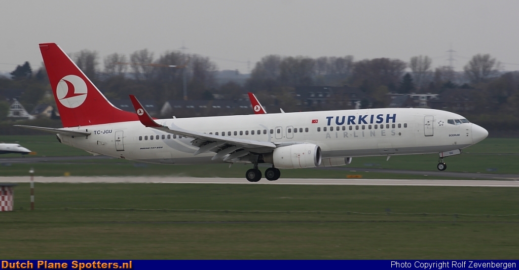 TC-JGU Boeing 737-800 Turkish Airlines by Rolf Zevenbergen