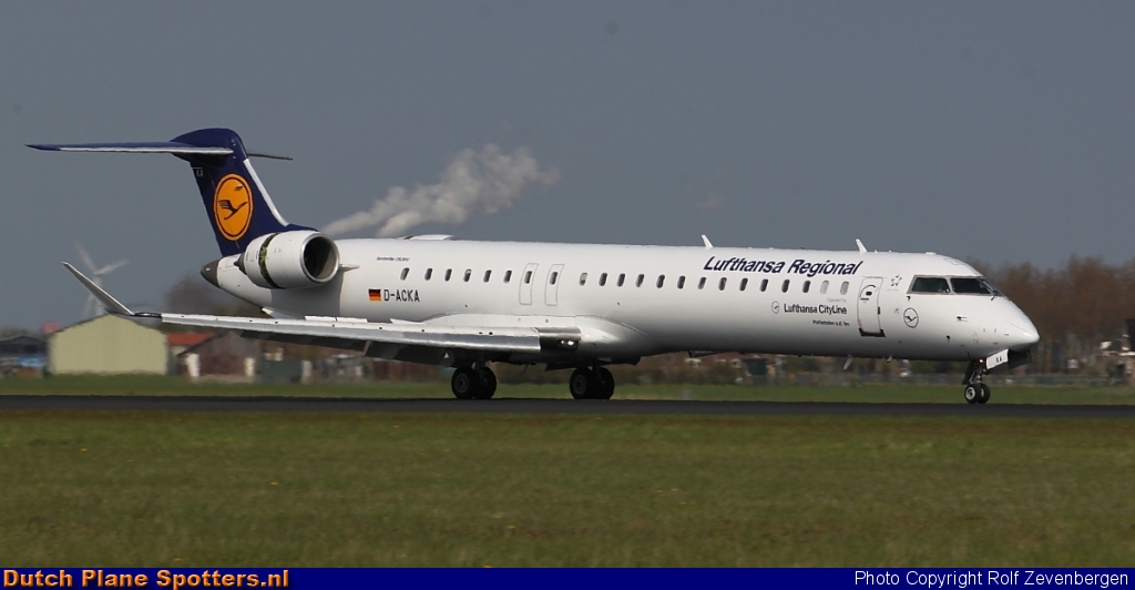 D-ACKA Bombardier Canadair CRJ900 CityLine (Lufthansa Regional) by Rolf Zevenbergen