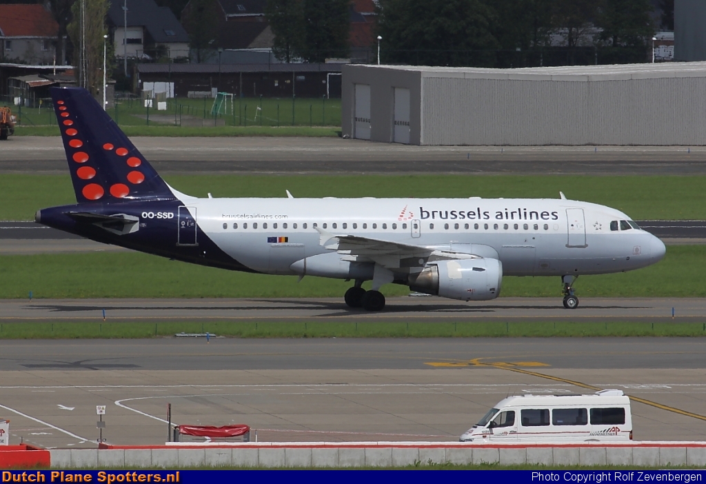 OO-SSD Airbus A319 Brussels Airlines by Rolf Zevenbergen