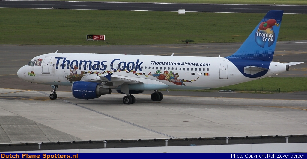 OO-TCP Airbus A320 Thomas Cook by Rolf Zevenbergen