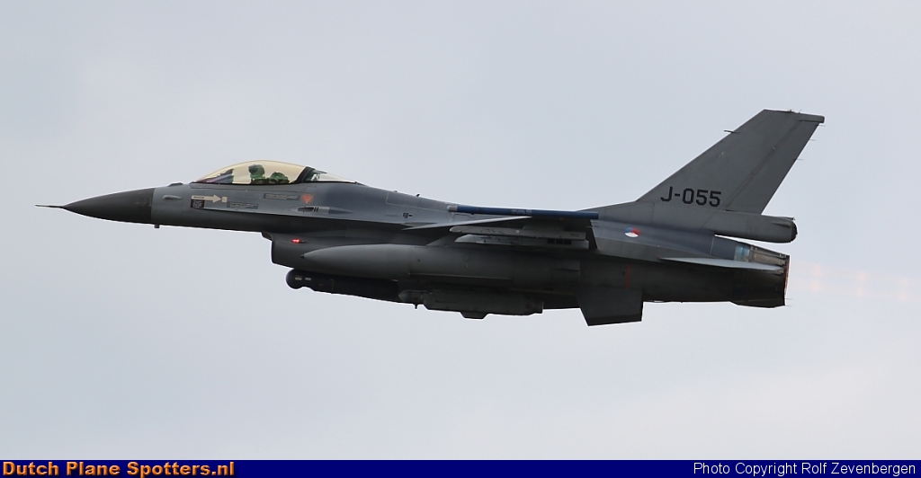 J-055 General Dynamics F-16 Fighting Falcon MIL - Dutch Royal Air Force by Rolf Zevenbergen