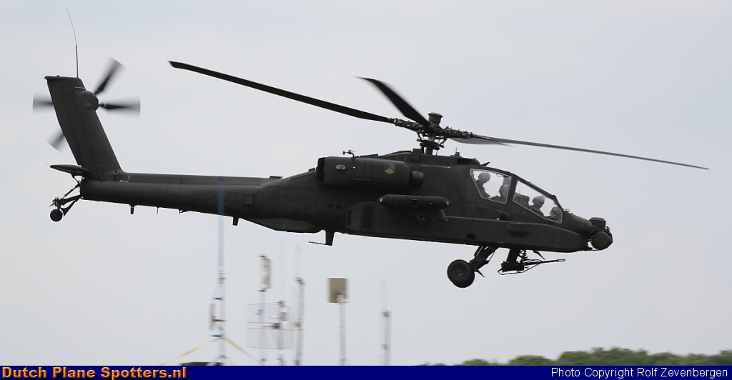 Q-18 Boeing AH-64 Apache MIL - Dutch Royal Air Force by Rolf Zevenbergen