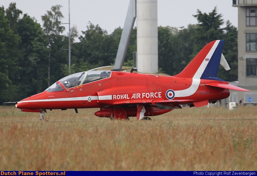 XX264 BAe Hawk T1 MIL - British Royal Air Force (Red Arrows) by Rolf Zevenbergen