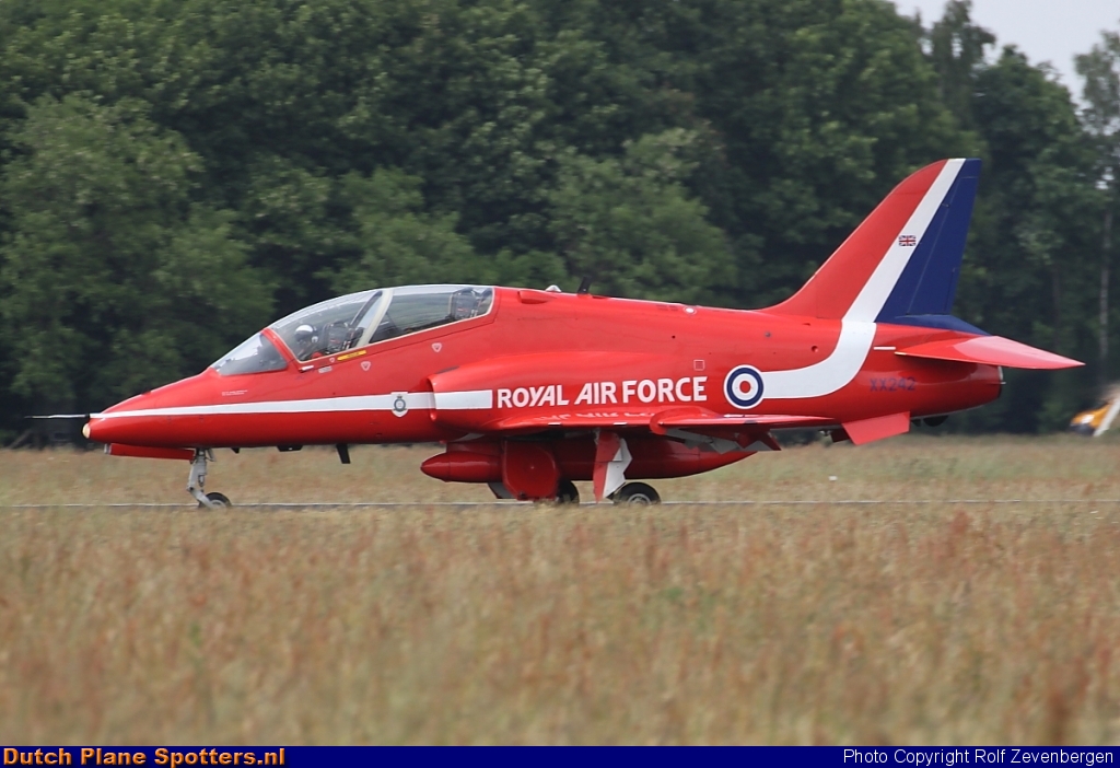 XX242 BAe Hawk T1 MIL - British Royal Air Force (Red Arrows) by Rolf Zevenbergen