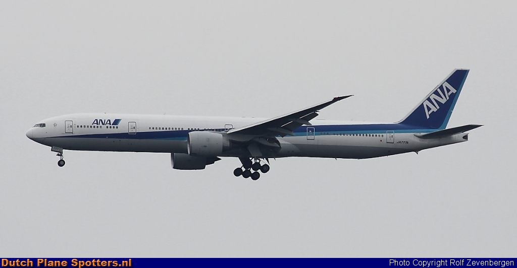 JA777A Boeing 777-300 All Nippon Airlines by Rolf Zevenbergen