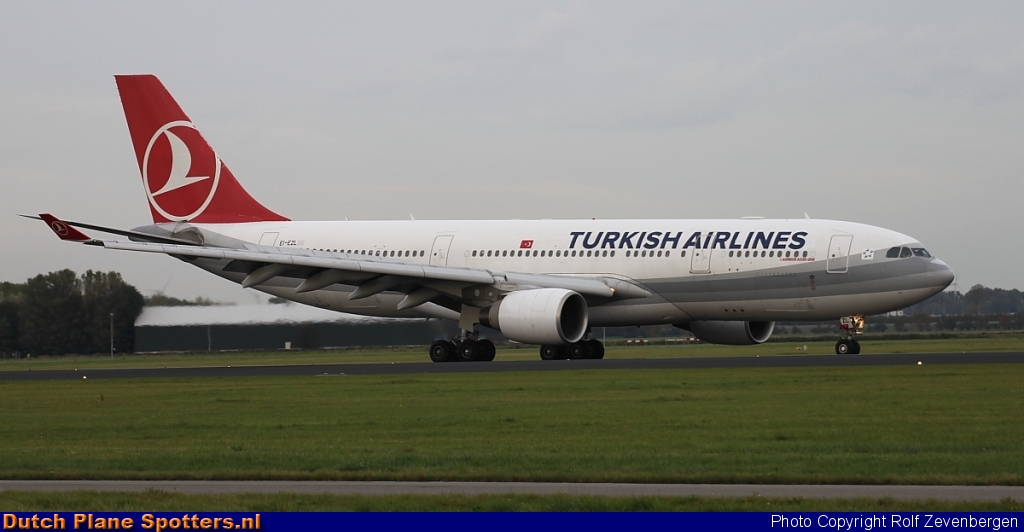 EI-EZL Airbus A330-200 Meridiana Fly (Turkish Airlines) by Rolf Zevenbergen