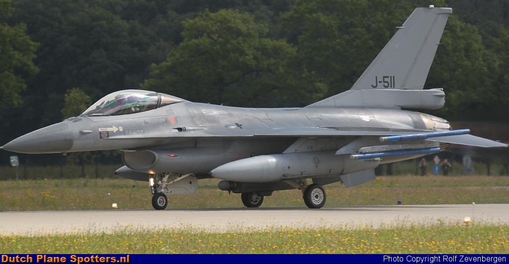 J-511 General Dynamics F-16 Fighting Falcon MIL - Dutch Royal Air Force by Rolf Zevenbergen