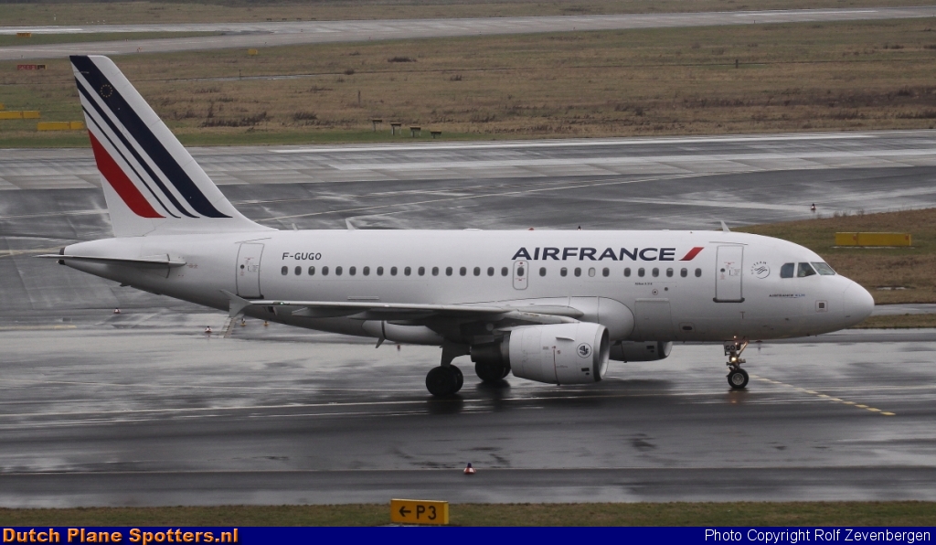 F-GUGO Airbus A318 Air France by Rolf Zevenbergen