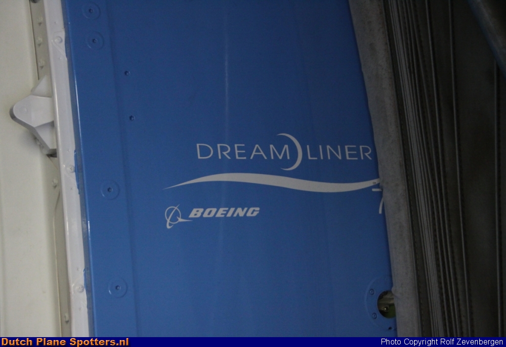 PH-TFM Boeing 787-8 Dreamliner ArkeFly by Rolf Zevenbergen