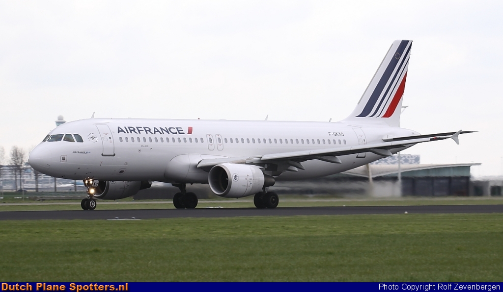 F-GKXQ Airbus A320 Air France by Rolf Zevenbergen